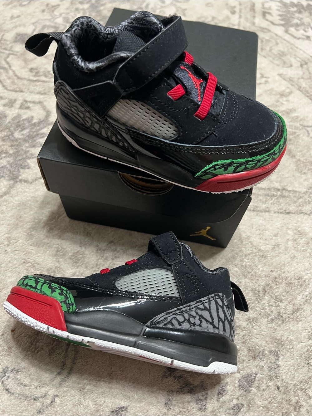 Jordan Spizike Low infant sneakers black, red, and green colorway